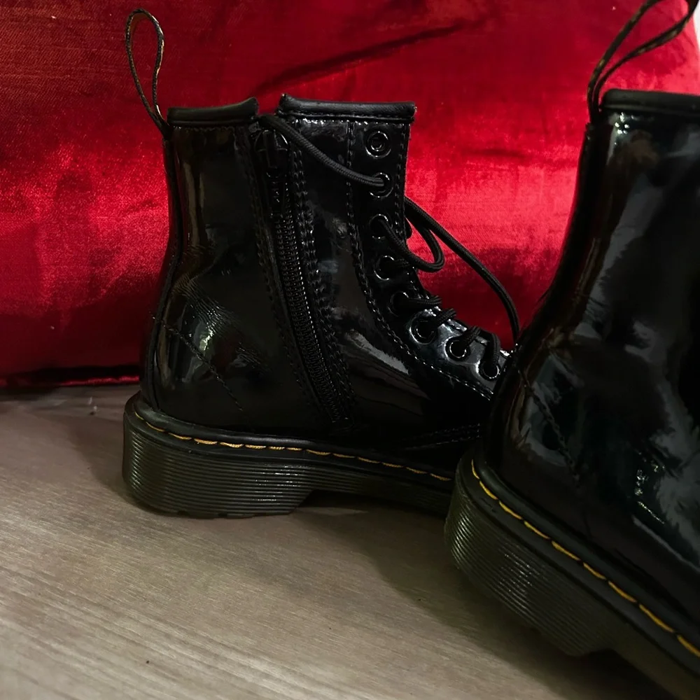 Junior 1460 Black Patent Leather Lace-Up Boots